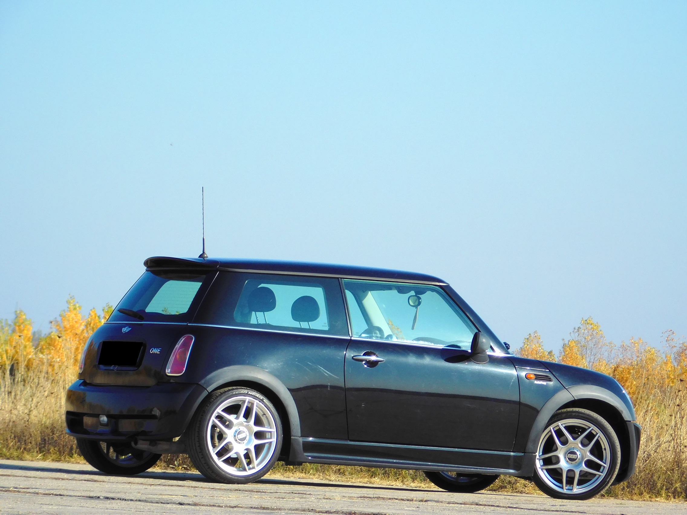 Mini Cooper 1.6 benzin 6500 Ft nap havi b rl s eset n